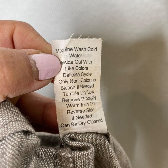 CAbi Women's 100% Linen Bermuda Shorts Size 4 Cargo Style Taupe Color - Picture 9 of 11